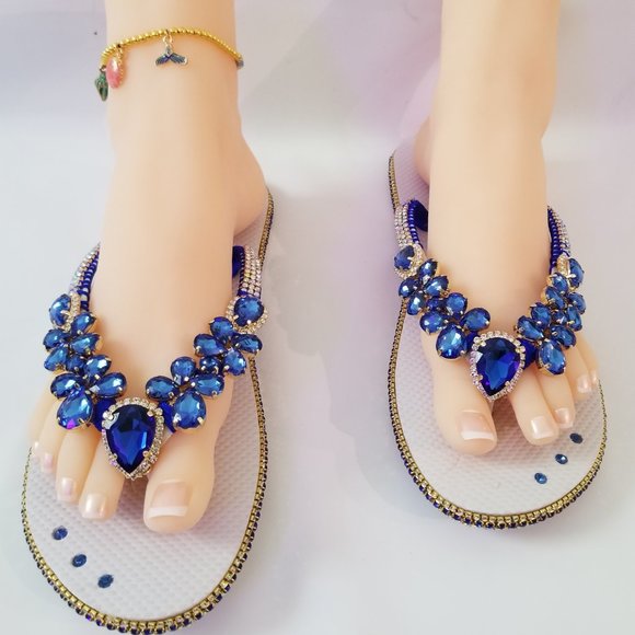 Luxury flip flops with crystals and rhinestones..White and Blue - Picture 11 of 16
